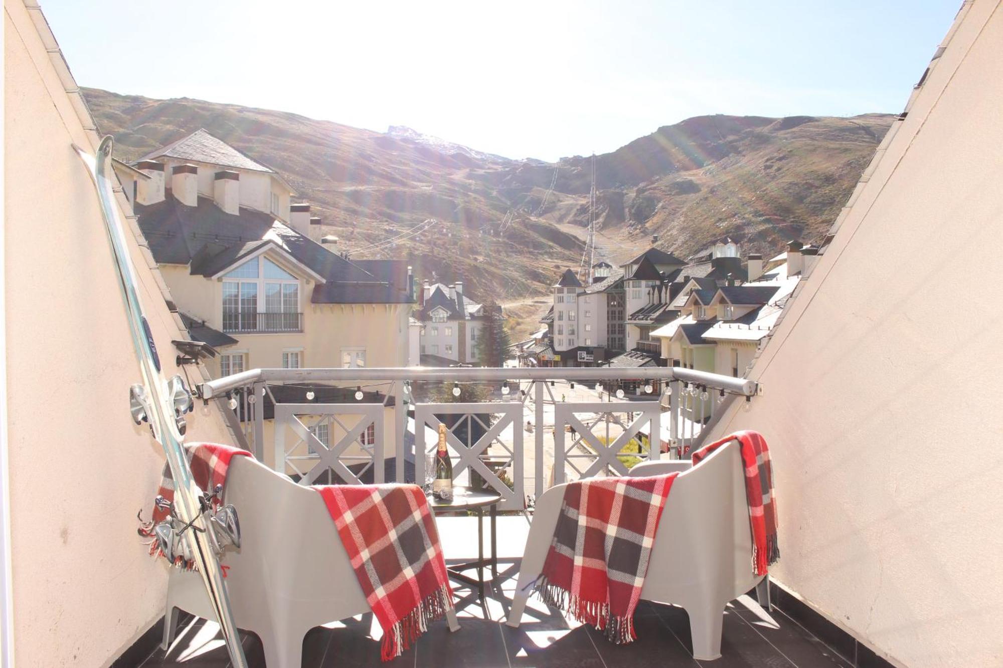 Inside Plaza Sierra Nevada Apartment Стая снимка