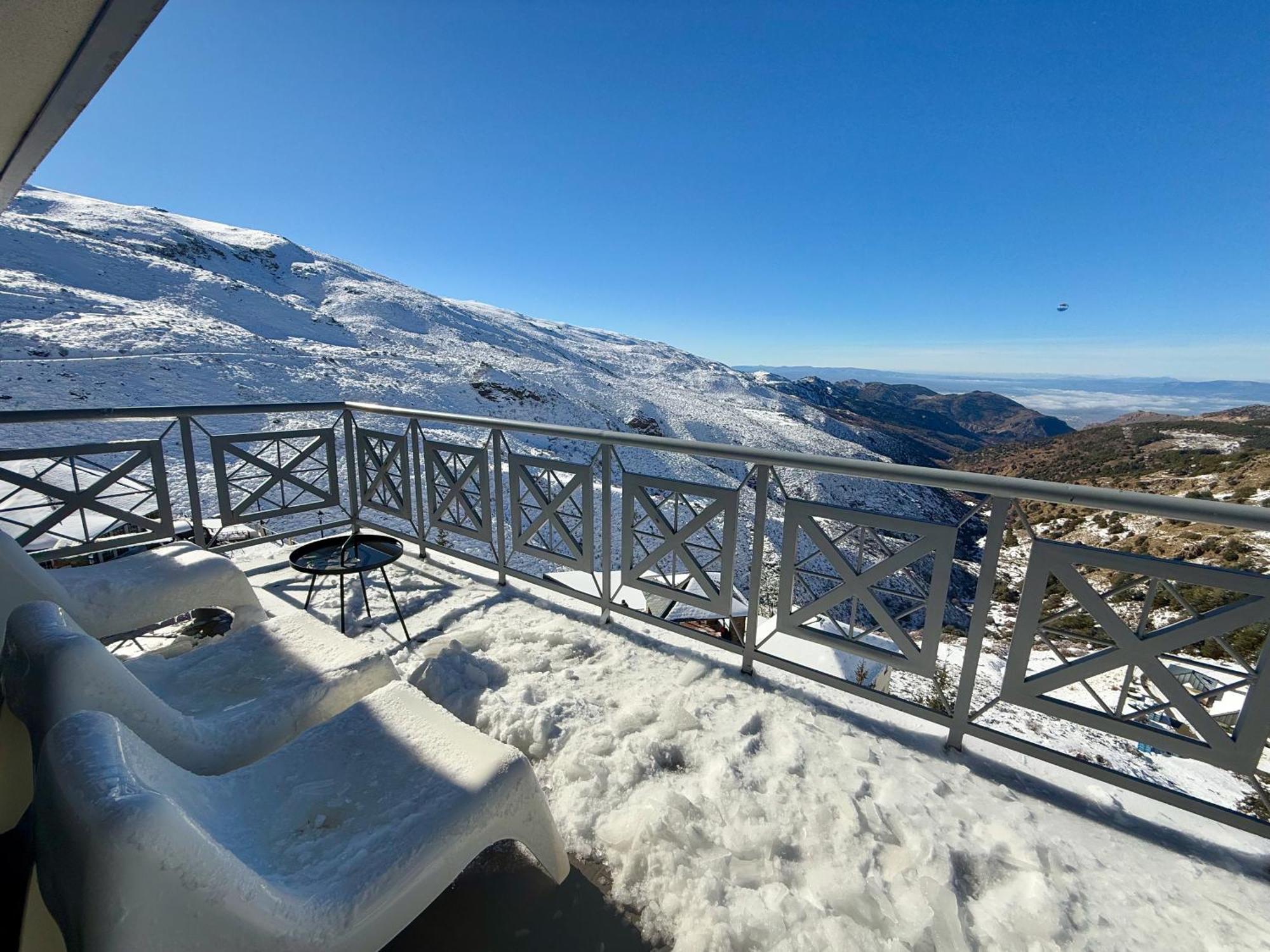 Inside Plaza Sierra Nevada Apartment Стая снимка