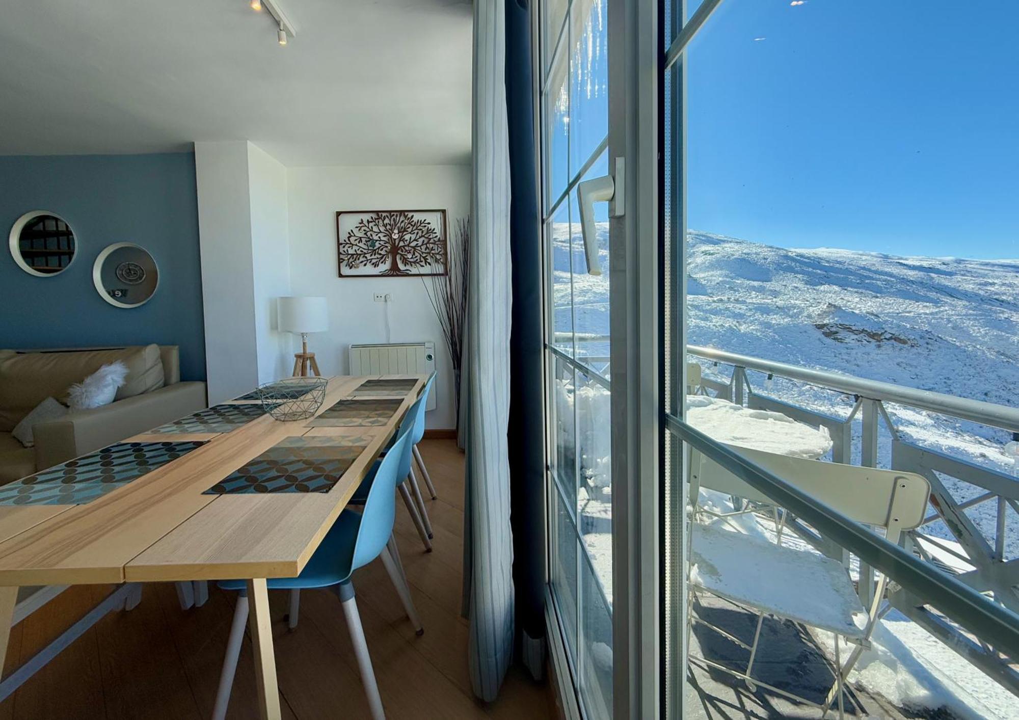 Inside Plaza Sierra Nevada Apartment Стая снимка